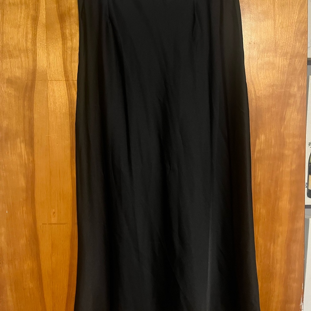 Forever 21 Classic Black A-Line Skirt